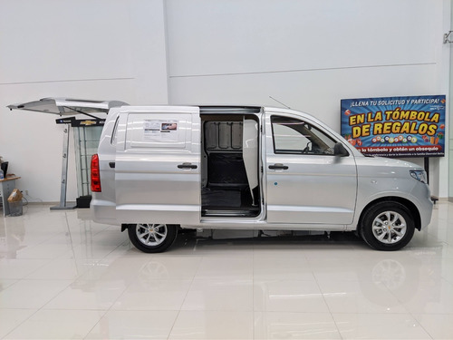 Imagen 3 de 13 de Nueva Chevrolet Tornado Van Ls 2022