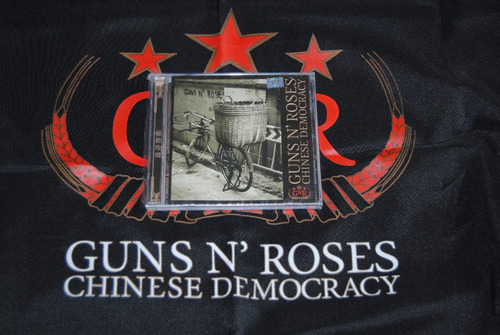 Guns N Roses -- Chinese Democracy - Con Bandana