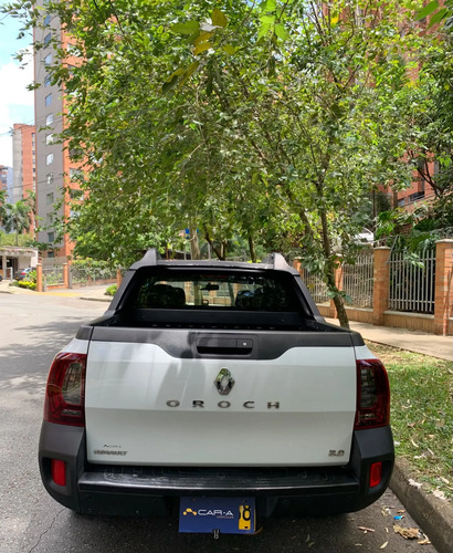 Renault Duster Oroch 2.0