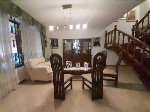 Vendo Casa 350m2 El Marqués 6479