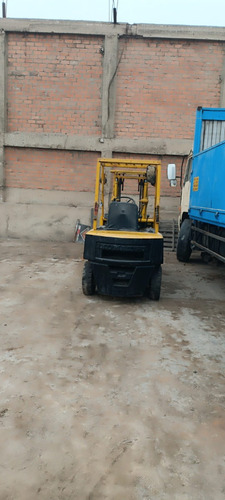 Equipo Montacarga Komatsu. 9500 Hrs. 2.5 Ton. Negociable.