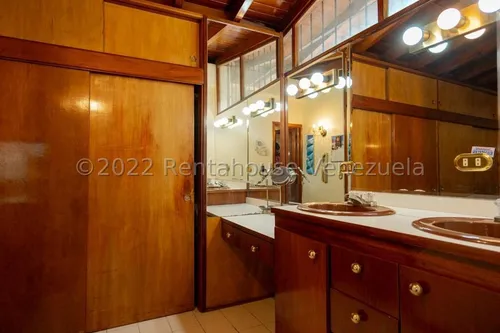Casa En Venta Los Campitos Lp