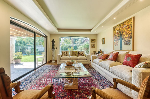 Excelente Casa Estilo Chileno, En Santuario Del V...