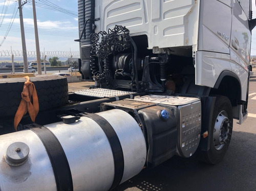 Imagem 8 de 15 de Cavalo Mecanico Volvo Fh540 6x4 (tracado) 2017/2017