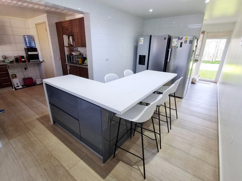 Casa En Condominio/ Altos Del Parque/4d/3b