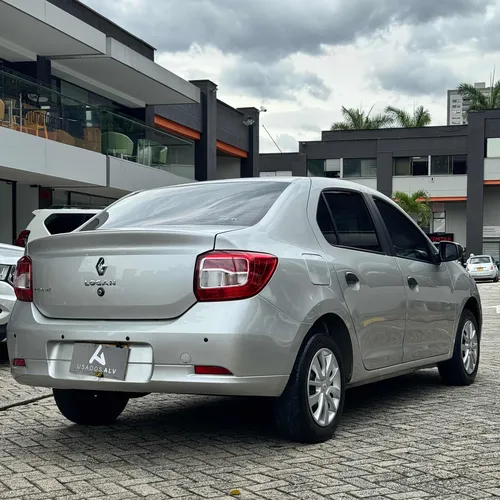 Renault Logan Expression