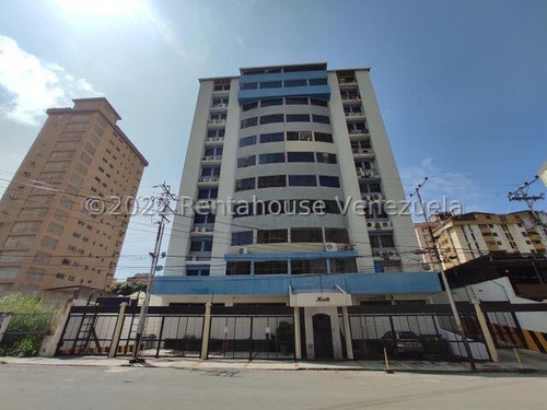 Moderno Apartamento Penthouse En Venta Residencias Misti Calicanto Zona Norte Acabados De Primera Duplex 229 Metros Conectado A Pozo Agua Estef 23-12146