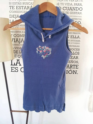 Musculosa Marca Julien Con Capucha Morley