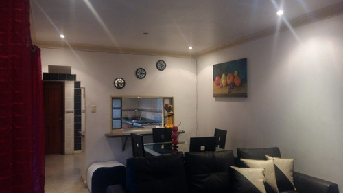 Imagen 2 de 15 de Apartamento En Muy Buenas Condiciones Caricuao Ud5