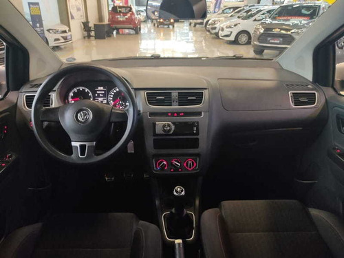 Imagem 11 de 15 de Volkswagen Crossfox 1.6 Gii 2014