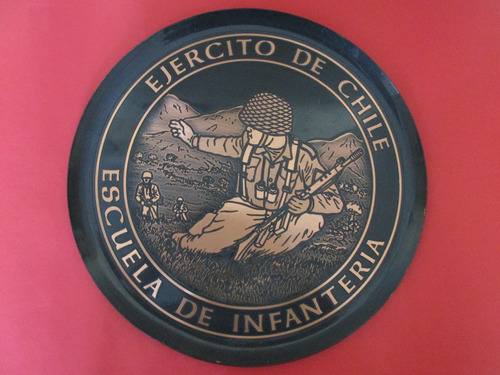 Antiguo Galvano Ejercito Chile Escuela Infanteria Muy Escaso