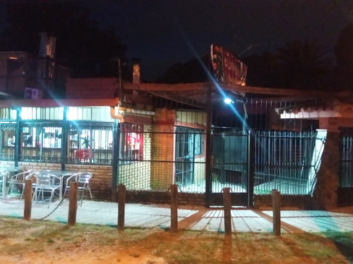 Pizzeria Abien Ubicada En Zona Muy Prospera