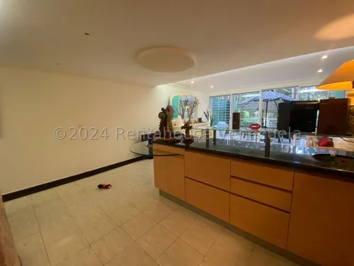 Tonwhouse En Venta - Mls #25-210