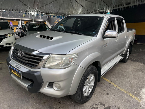 Toyota Hilux CD SRV D4-D 4x4 3.0 TDI Diesel Aut
