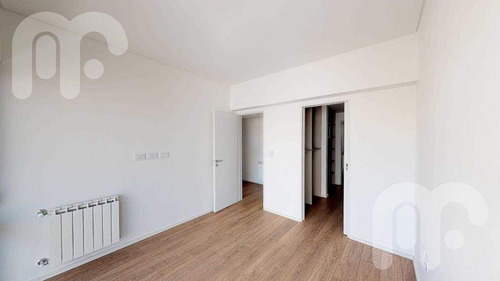 Imagen 15 de 24 de Venta Semipiso Categoría Con Cochera Calle 11 Entre 44 Y 45