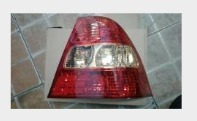 Foco Trasero Derecho Toyota Corolla 2001/2002