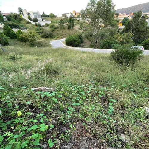 Lote En Venta Con Vista Panorámica De 450 M2 En B° Becciu, Villa Carlos Paz