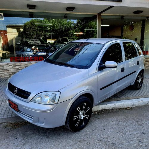 Chevrolet Corsa 1.8 Gl Aa+da