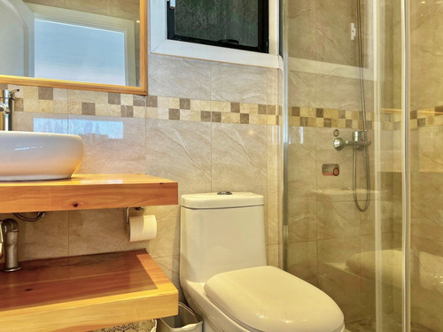 Interesante Casa En Venta Frente Al Mar En Maitencillo