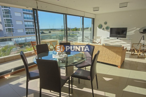 Imagen 2 de 21 de Apartamento En Venta - Brava