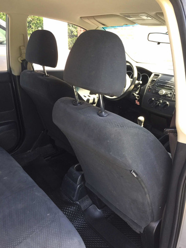 Nissan Tiida 1.8 Visia 5 P 2013
