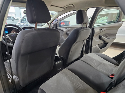 Ford Focus III 1.6 S