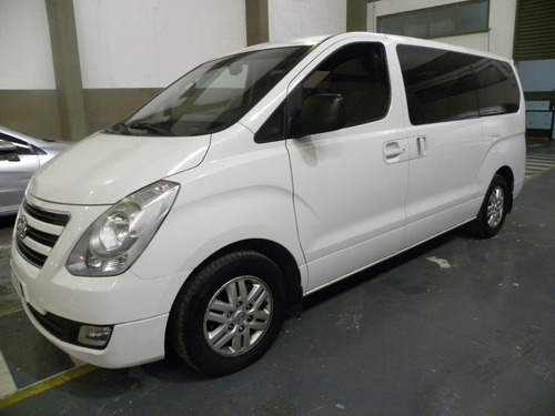 Imagen 3 de 15 de Hyundai H1 2.5 Premium 1 170cv