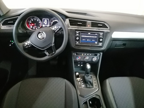 Imagen 8 de 15 de Vw Tiguan Trendline Dsg 2020!!!