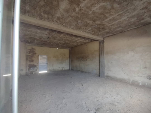 Se Vende Local Comercial, C.c. Plaza Guadalupe