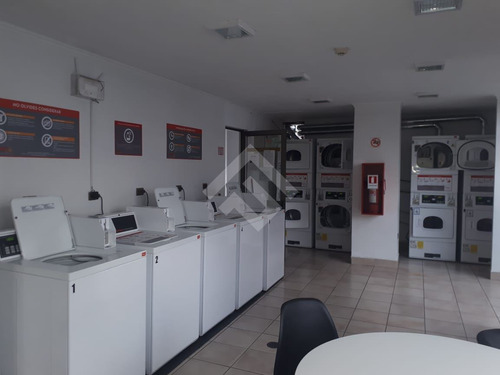 Departamento En Venta De 2 Dorm. En Santiago