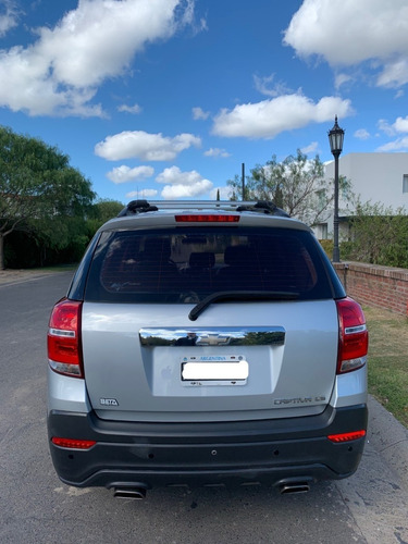 Chevrolet Captiva 2.4 Ls M/t
