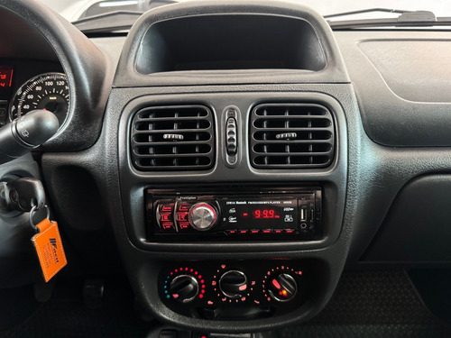 Renault Clio 1.0 16v Expression Hi-power 5p