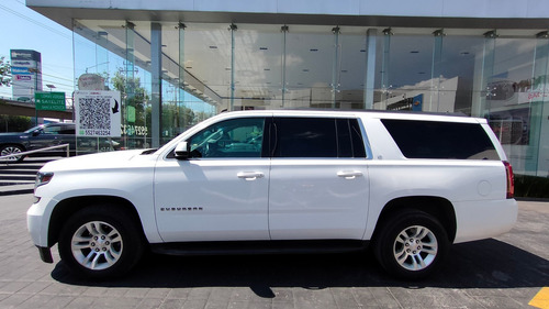 Imagen 2 de 11 de Chevrolet Suburban 2016 5.3 V8 Lt Piel 2 Fila Asientos At