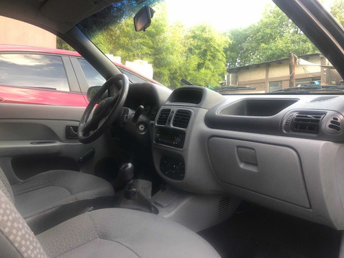 Renault Clio 1.2 Athentique 2006