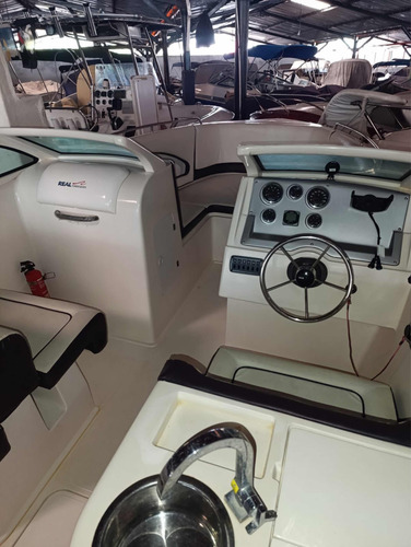 Lancha Real Powerboats 220 Open