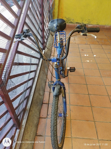 Imagem 2 de 5 de Vendo Bicicleta Barra Forte Aro 16