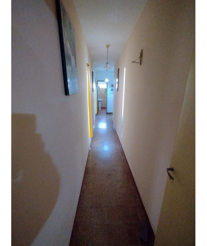 Imagen 10 de 19 de Venta Casa- Patio/3 Dorm.- Excelente Ubicación
