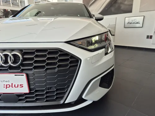 Audi A3 1.4 Sedán 35tfsi Dynamic At Dsg