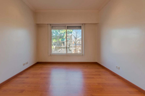 Imagen 26 de 30 de Venta De Casa De Categoría En Parque Chacabuco