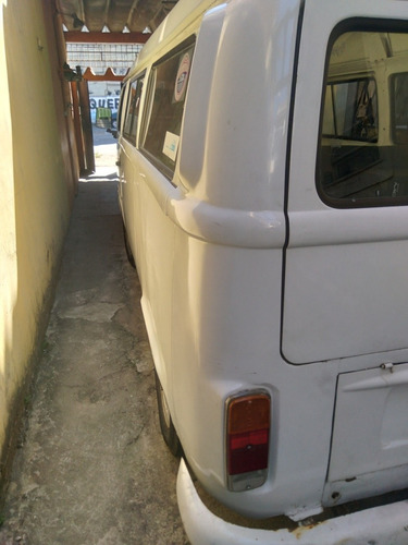 Volkswagen Kombi 2001 1.6 3p Gasolina