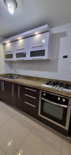 Alquiler De Apartamento En La Arboleda Av Ferrero Tamayo
