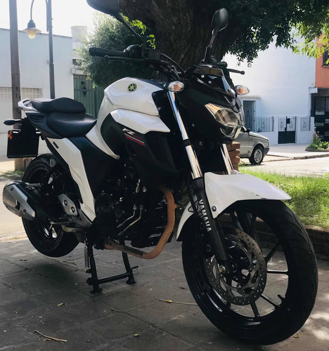 Yamaha Fz 25