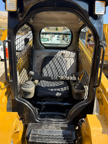 Minicargador Caterpillar 262d Año 2018