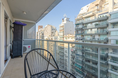 Alquiler 2 Ambientes Piso Alto Recoleta Frente