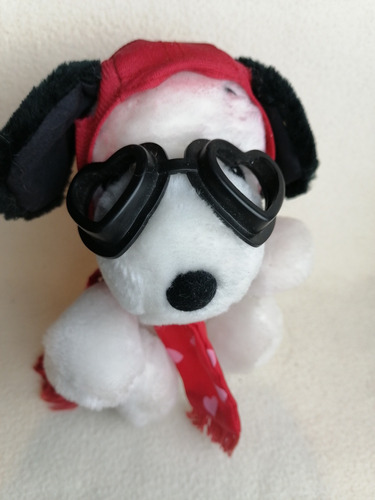 Peluche Original Snoopy Lentes Corazón 18cm.