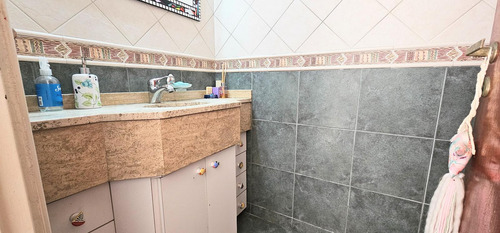 Tríplex 4 Ambientes En Villa Devoto Cochera/ Patio/ Play Room / Parrilla Apto Crédito Hipotecario.