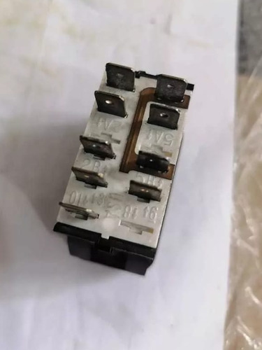 Interruptor Cntl Freightliner Century Columbia A06-30769-011 (Usado)