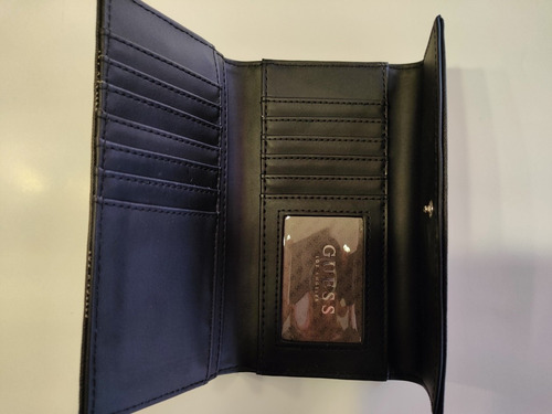 Imagen 5 de 6 de Billetera Guess Mujer