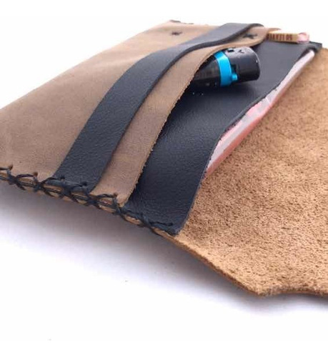 Imagen 2 de 2 de Tabaquera De Cuero Modelo Terrano Color Sisal