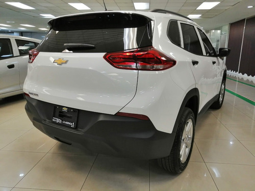 Imagen 2 de 15 de Nueva Chevrolet Tracker Ls Ta 2022